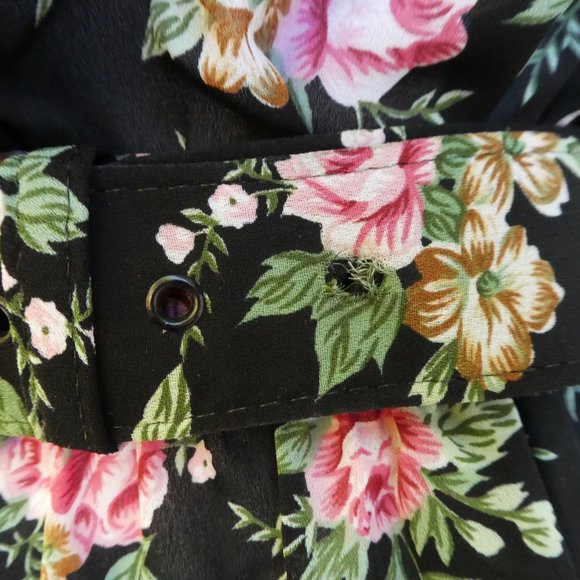 Vintage Cottagecore Leslie Dress Fit Flare Pockets Floral Belt Puff Sleeve USA - Picture 11 of 11